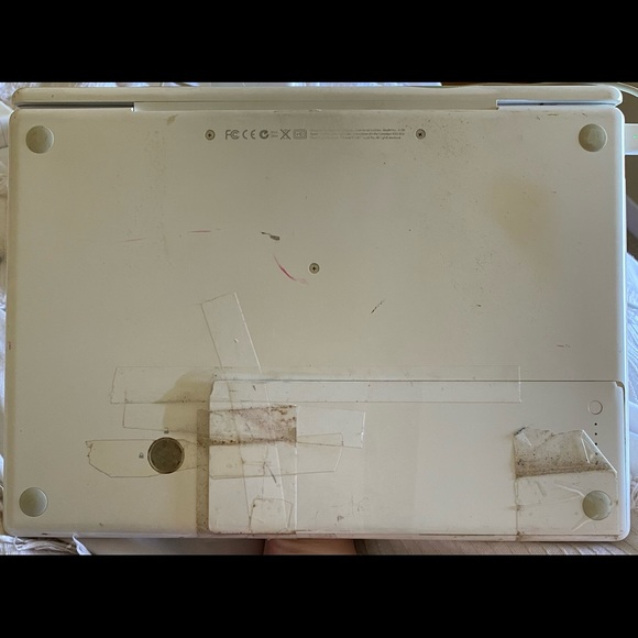 MacBook Pro 2011 - Picture 5 of 5